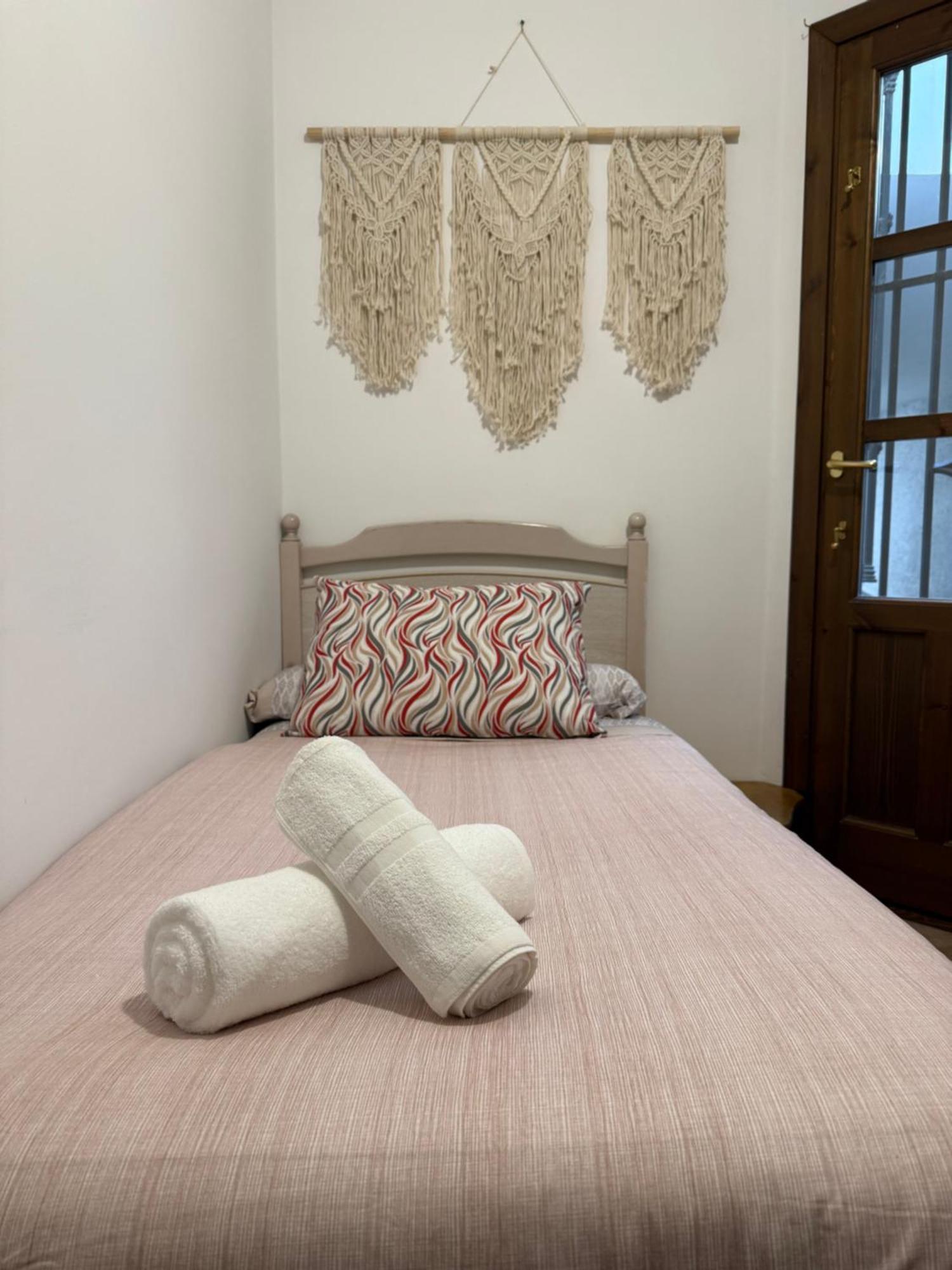 Charming Albaicin Patio Flat Free Onsite Parking Apartamento Granada Exterior foto