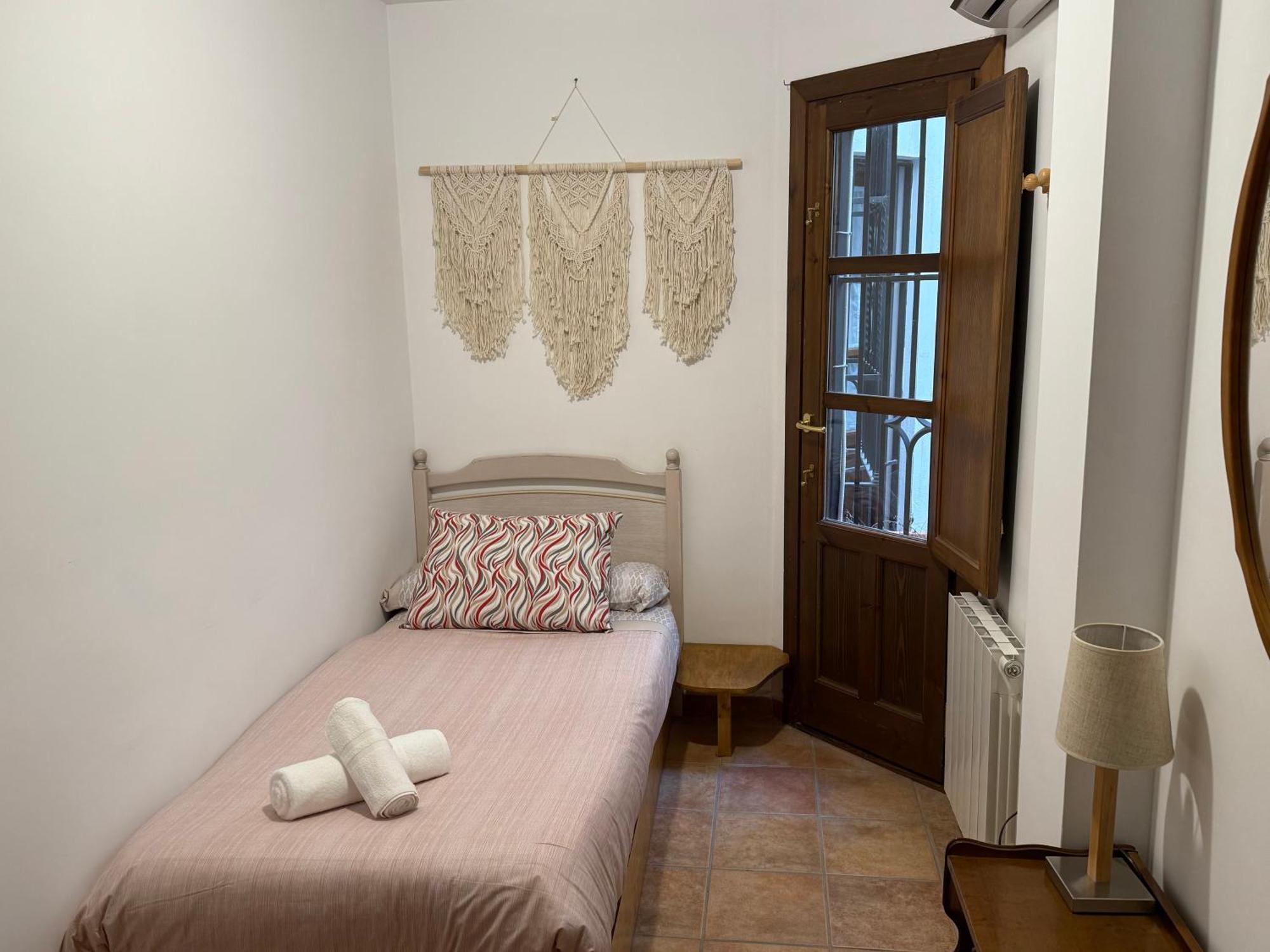 Charming Albaicin Patio Flat Free Onsite Parking Apartamento Granada Exterior foto